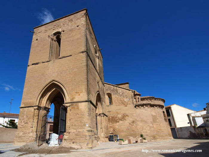 CABECERA Y TORRE DE LA COLEGIATA